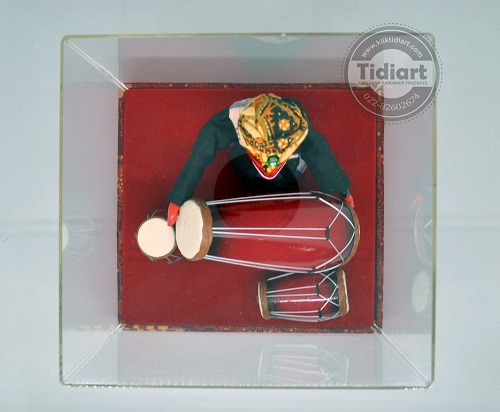 Souvenir Khas Jawa Barat Miniatur Cepot Main Kendang