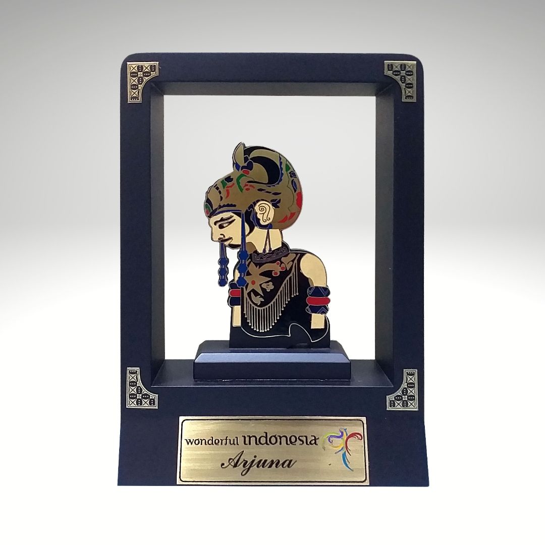 Souvenir Wayang Golek Plat Kuningan Frame Eksklusif