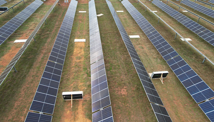 Solar Panel Degradation Rates: A Key Factor for Investors